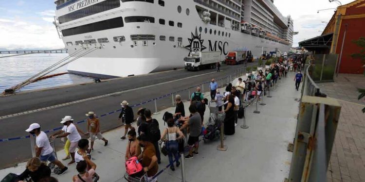 Río perderá 25 mil turistas por suspensión de cruceros en costas de Brasil