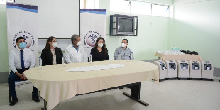 Hospital nacional de Jalapa recibe donativo de equipo