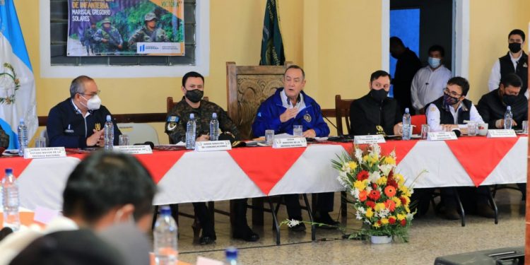 El presidente Alejandro Giammattei resaltó la importancia de la resolución de los problemas entre Nahualá y Santa Catarina Ixtahuacán.
