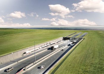 Paralizan temporalmente obras de túnel submarino más largo del mundo