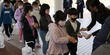Japón aprueba vacunar contra COVID-19 a niños de entre 5 y 11 años