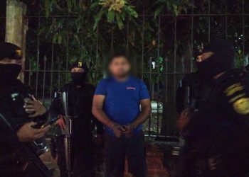 La PNC trasladó al extraditable al juzgado correspondiente.