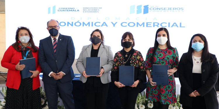 Minex presenta Manual de Diplomacia Comercial