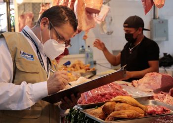 Diaco verifica precios de granos básicos, azúcar y carne
