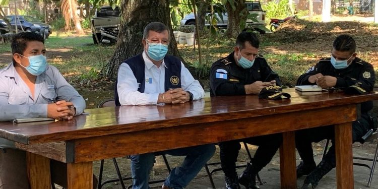 Autoridades de Retalhuleu coordinan acciones para evitar extorsiones a transportistas