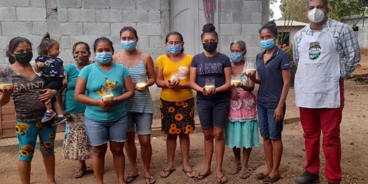 SOSEP ayuda a vecinas de Santa Rosa a mejorar sus ingresos económicos