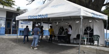 Escuintla reporta más del 80 % de la población meta con primera dosis contra el COVID-19