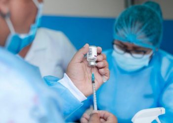 COVID-19: Casi un millón de guatemaltecos han recibido la dosis de refuerzo