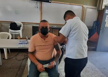 Vacunación de dosis de refuerzo a nivel nacional