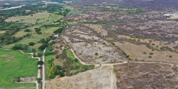 Supervisan terreno donde se construirá parque en honor a deportista zacapaneco