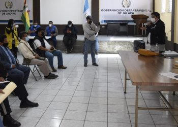 DGT aumentará inspecciones en transporte de pasajeros de Jalapa