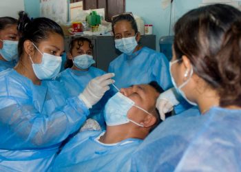 Salud refuerza capacidades de personal para detectar casos de COVID-19