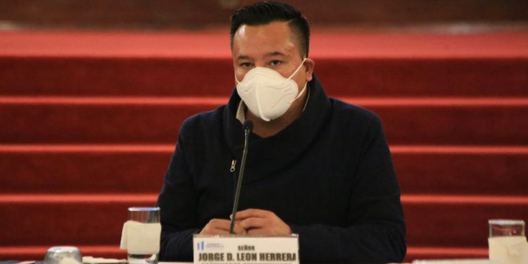 Gobierno mantiene acciones para el desarrollo de San Mateo Ixtatán