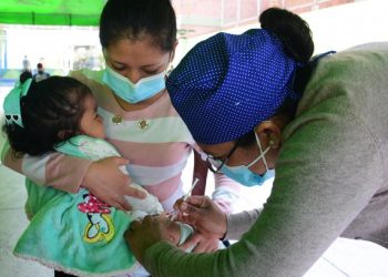 Salud insta a la población a vacunar a menores para evitar riesgo de contraer enfermedades