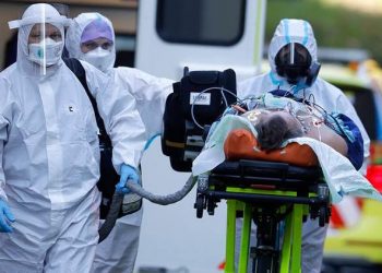 El mundo registra nuevo récord de contagios diarios de covid