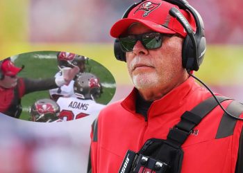 NFL multa al entrenador de los Buccaneers por agredir a un jugador