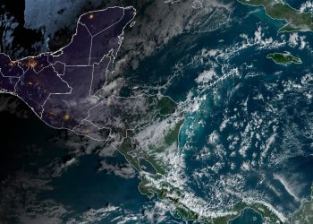 Persisten lluvias en el territorio por paso de frente frío sobre el norte