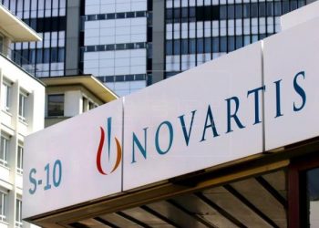 Tratamiento anticovid de Novartis muestra resultados positivos en ensayos