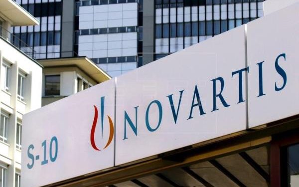 Tratamiento anticovid de Novartis muestra resultados positivos en ensayos