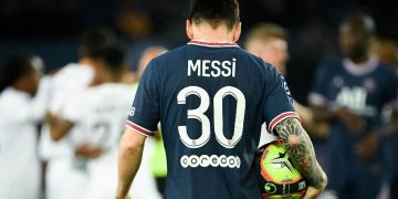 Messi sigue su recuperación del covid y no jugará este domingo ante el Lyon