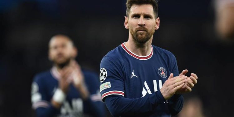 Se espera que Messi aterrice en París a primera hora de la tarde