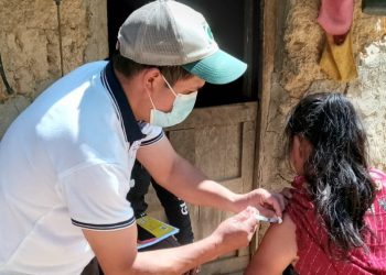 La vacunación contra el COVID-19 sigue llegando a los lugares más lejanos del país.