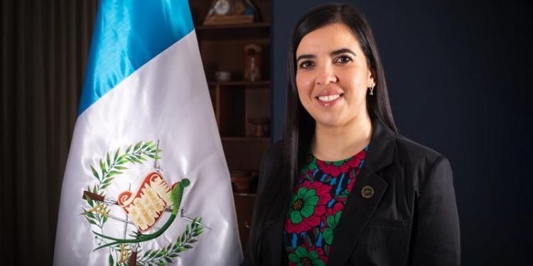 Anayansy Carolina Rodríguez asume como nueva directora de Inguat