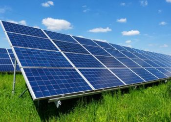 Investigadores logran células solares más finas, eficientes y sostenibles