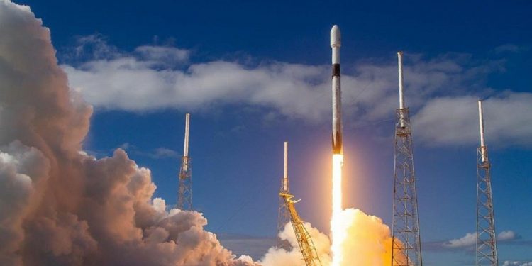 SpaceX lanza otros 46 satélites Starlink para su proyecto de internet global