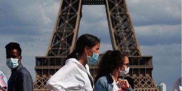 Francia levanta restricciones como la mascarilla obligatoria en la calle