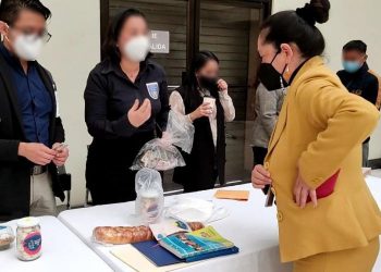 Productos elaborados por jóvenes en proceso de reinserción son comercializados