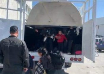 Brindan asistencia a connacionales interceptados en Nuevo León, México