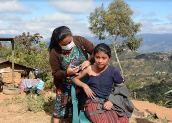 COVID-19: Salud llega a más de mil 300 comunidades lejanas y de difícil acceso