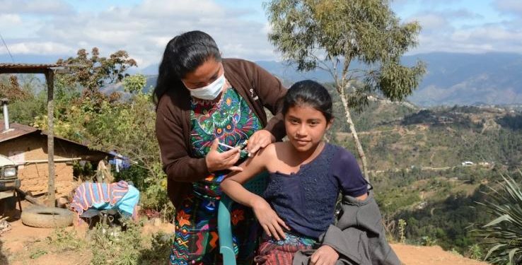 COVID-19: Salud llega a más de mil 300 comunidades lejanas y de difícil acceso