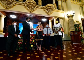 Codisra entrega informe combinado 2018-2020