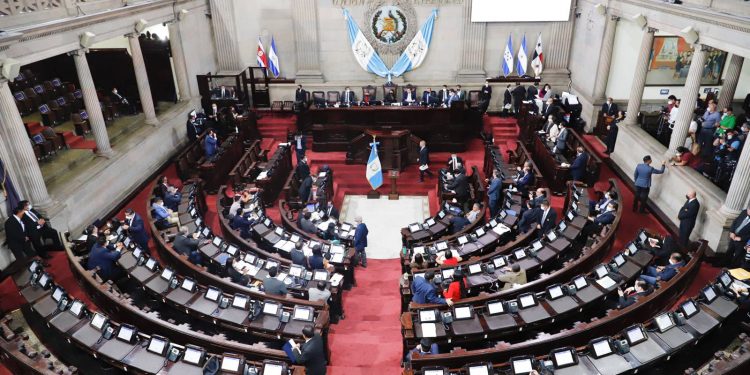 Congreso aprueba reformas a la Ley de Migración