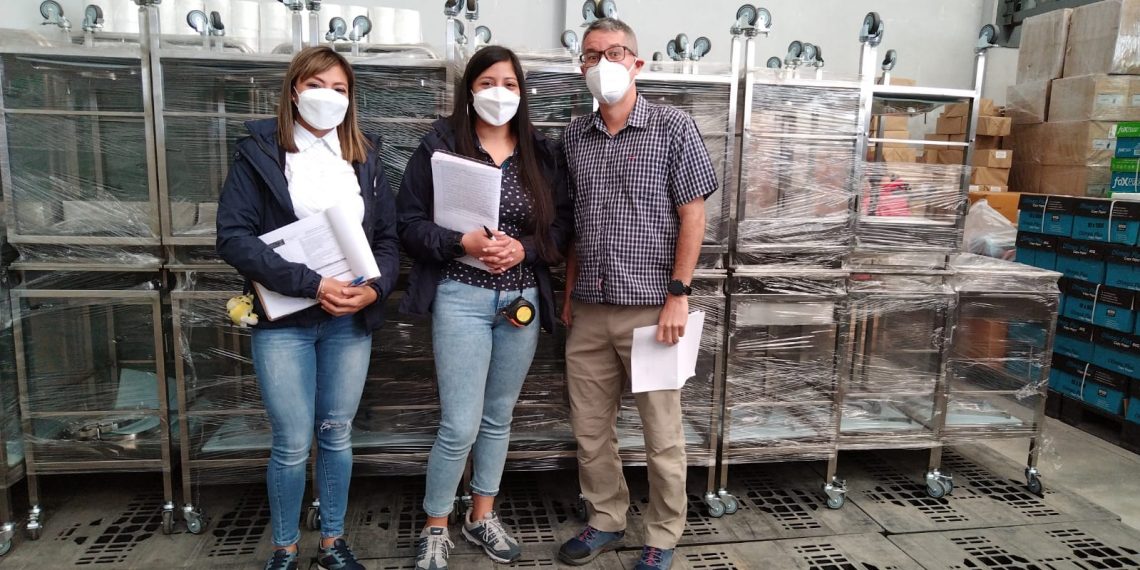 Brindan equipo para fortalecer programa Crecer Sano