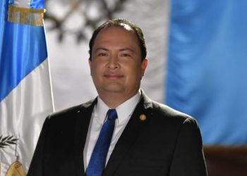 El canciller Mario Búcaro dio a conocer el trabajo que efectuará al frente del Minex.