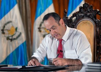 El presidente Giammattei habló sobre la lucha incansable efectuada por su administración sobre la pandemia.