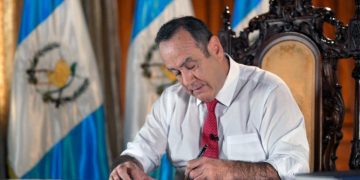 El presidente Giammattei habló sobre la lucha incansable efectuada por su administración sobre la pandemia.