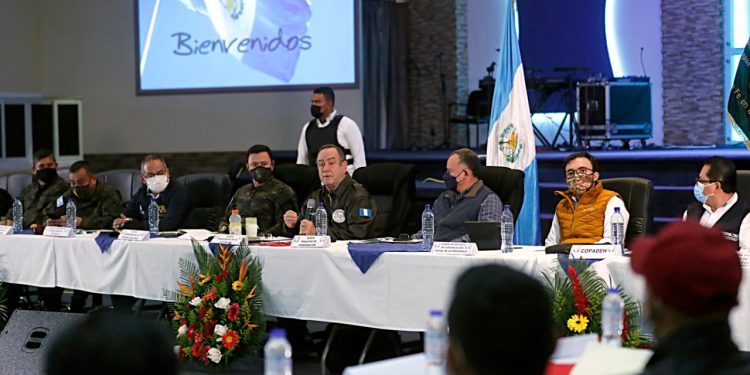 El presidente Giammattei resaltó la importancia de seguir avanzando en la definición de los límites territoriales y el restablecimiento de la paz.