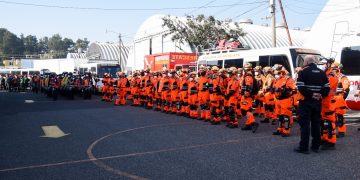 Llevan a cabo simulacros de terremoto en distintos puntos del país