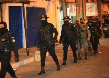 Ejecutan operativos de control y seguridad en diferentes zonas de Mixco