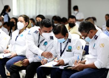 Capacitan a personal de Fontierras sobre fomento de la paz