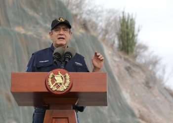 Presidente: “La paz tiene que imperar en el mundo y los pueblos tienen derecho a vivir libre y soberanamente”