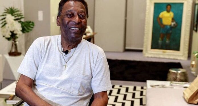 Pelé sufre una infección urinaria durante su hospitalización en Sao Paulo