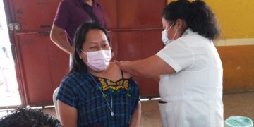 Vacunación contra COVID-19, Santiago Atitlán.