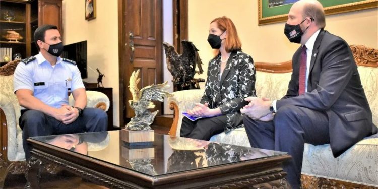 Guatemala y Estados Unidos conversan sobre combate del crimen organizado transnacional