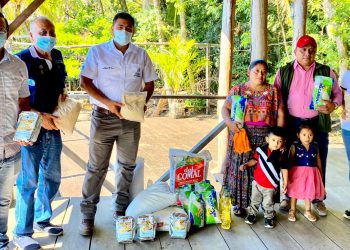 Gobernación de Izabal lleva Gabinete Móvil a El Estor