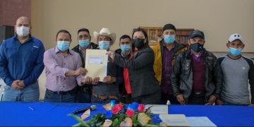 Cubulco firma primeros convenios de obras programadas para este año